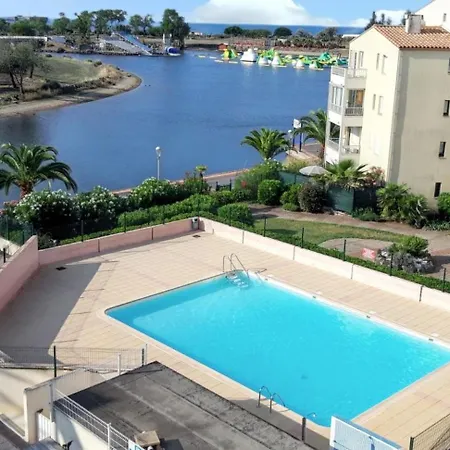 Vue 35 M² Piscine Partagee Agde